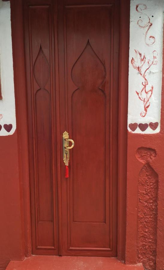Hathor ,Casa Marroqui Con Dos Terrazas En La Medina Antigua , Ideal Parejas!! Wifi!! Асила Экстерьер фото