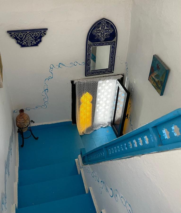 Hathor ,Casa Marroqui Con Dos Terrazas En La Medina Antigua , Ideal Parejas!! Wifi!! Асила Экстерьер фото