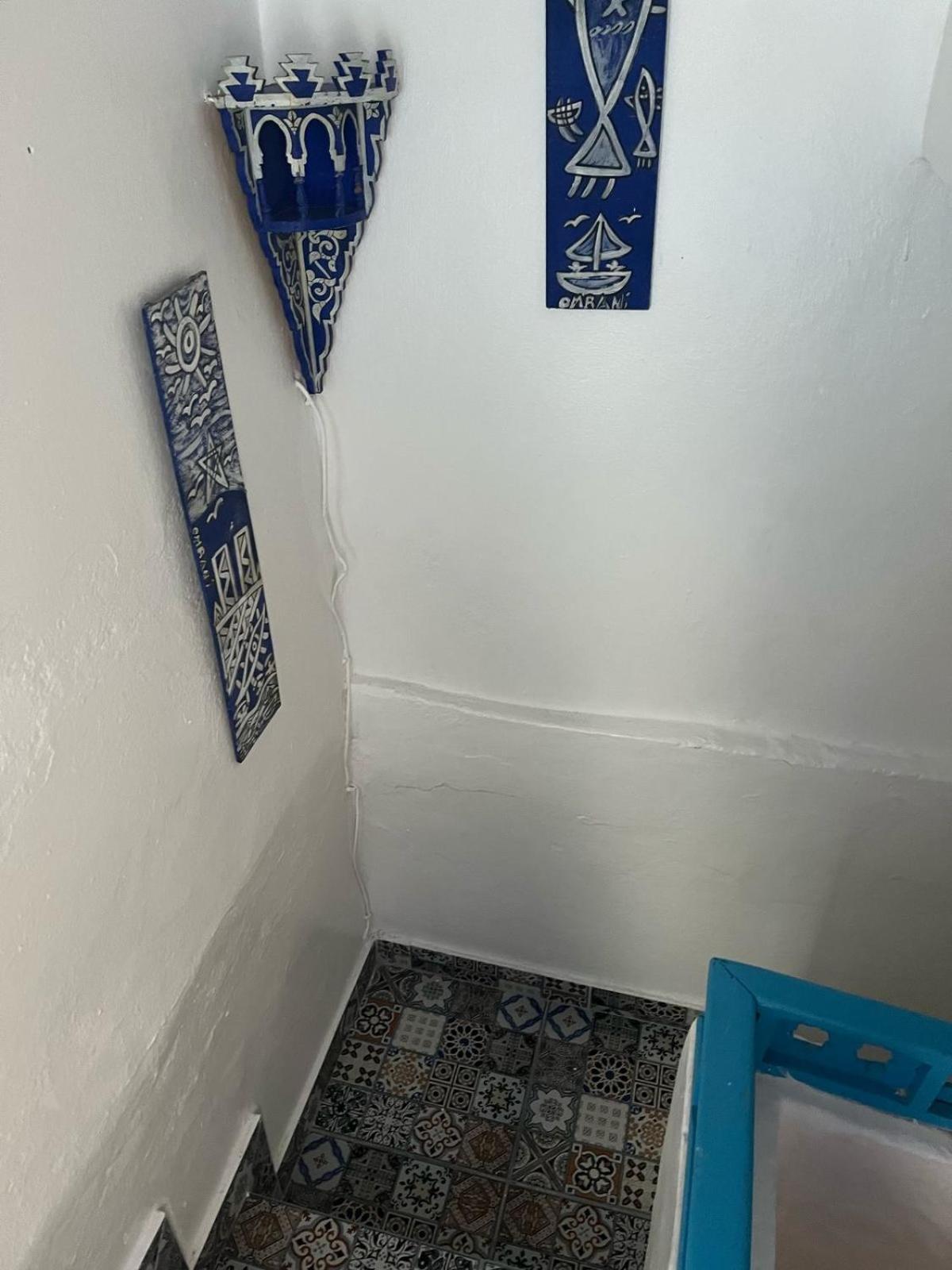 Hathor ,Casa Marroqui Con Dos Terrazas En La Medina Antigua , Ideal Parejas!! Wifi!! Асила Экстерьер фото