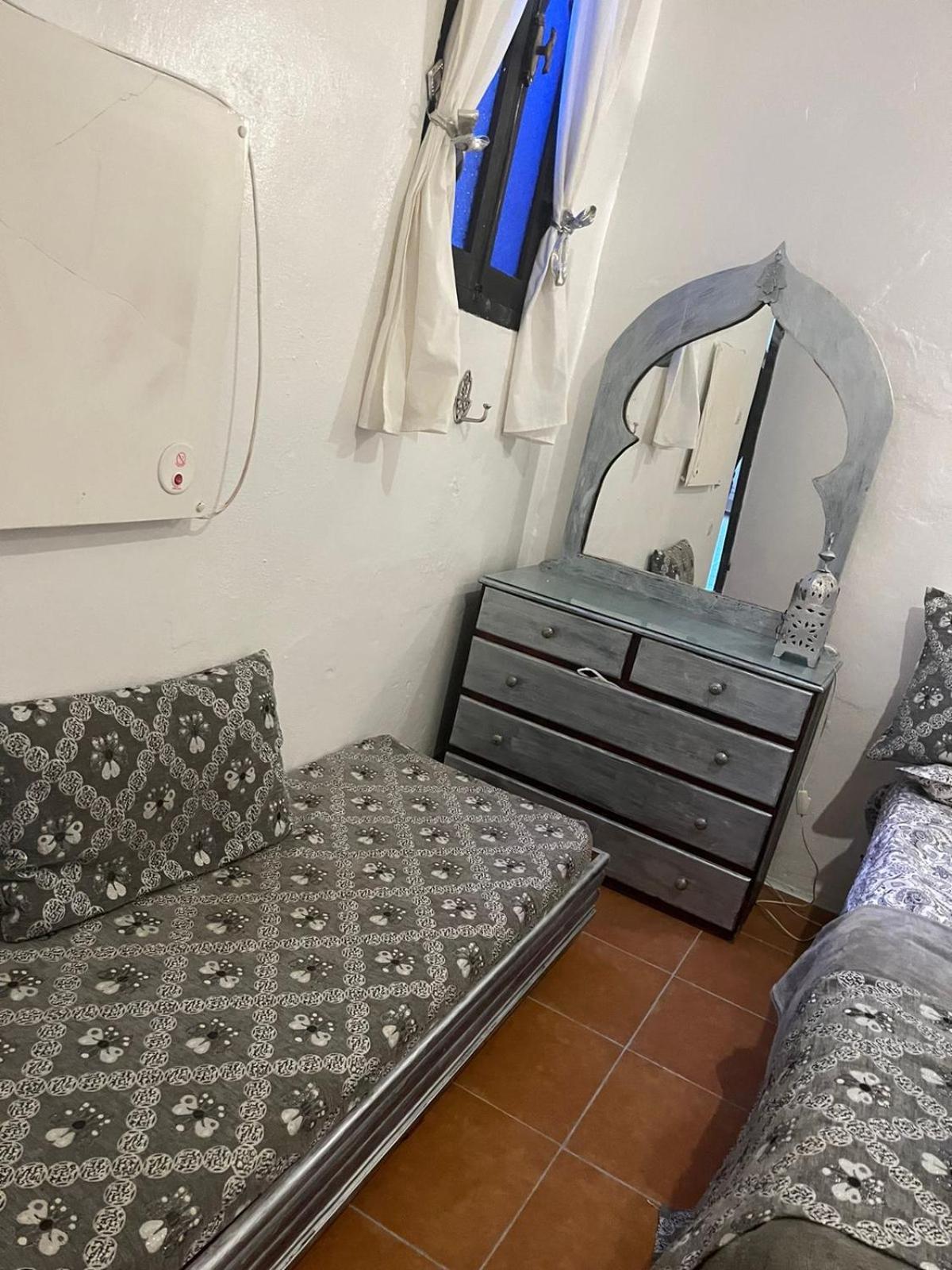 Hathor ,Casa Marroqui Con Dos Terrazas En La Medina Antigua , Ideal Parejas!! Wifi!! Асила Экстерьер фото